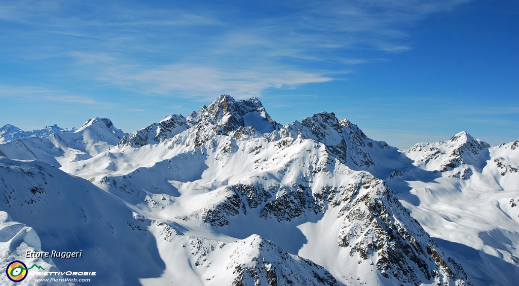 2 - Panoramica dal Piz Griatschouls.jpg